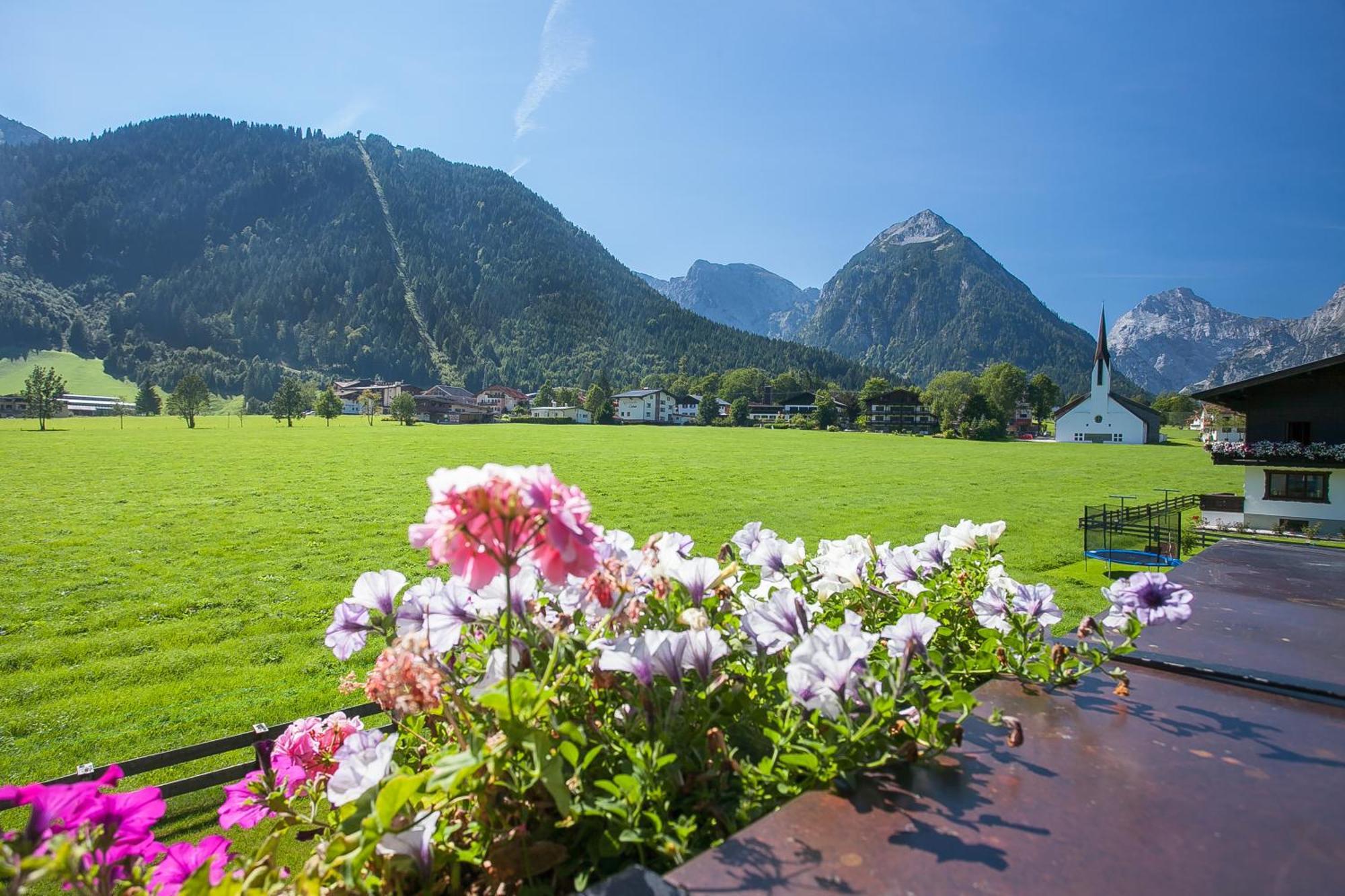 Alpenherz Ferienwohnungen Pertisau Eksteriør billede