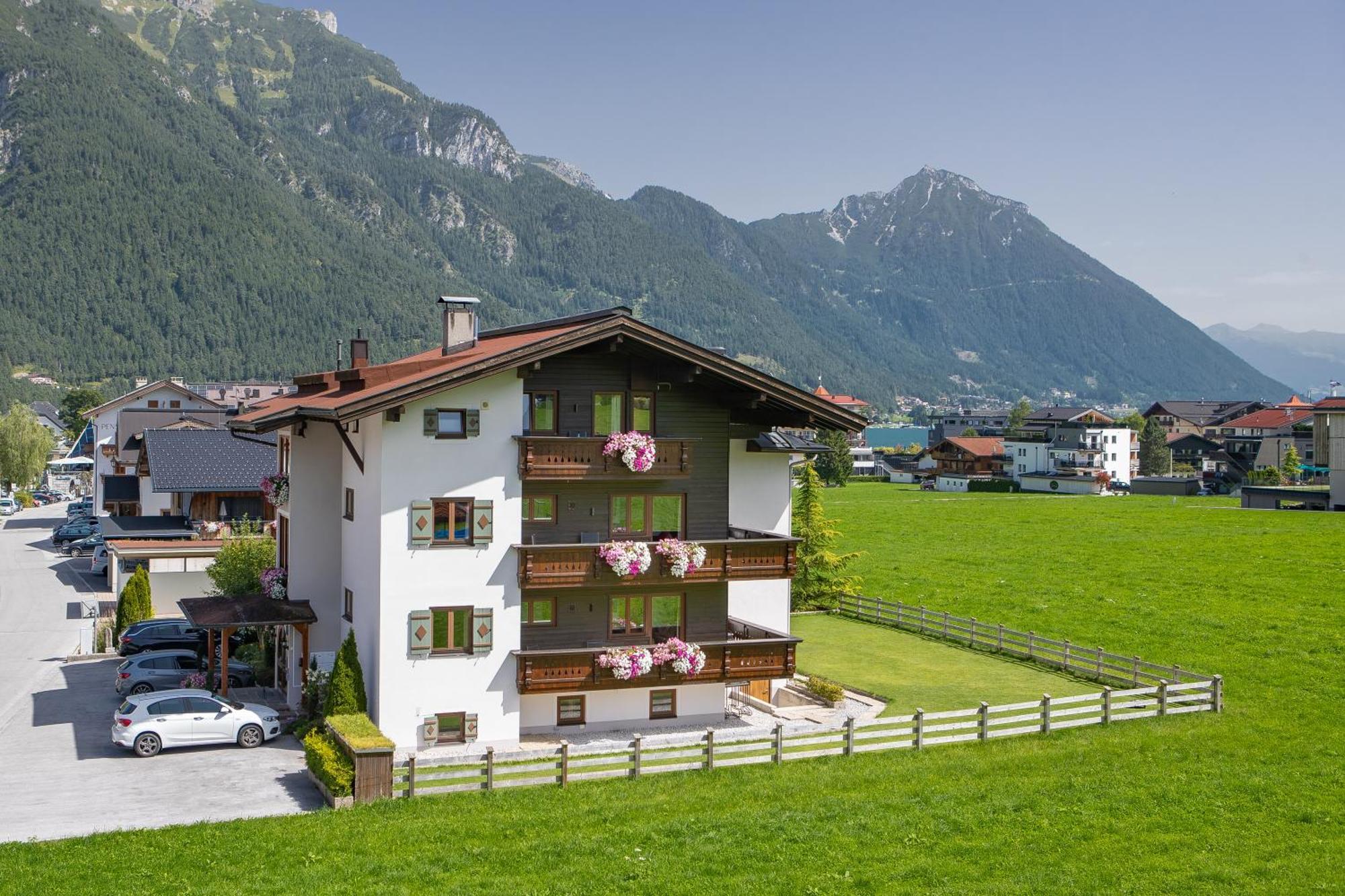 Alpenherz Ferienwohnungen Pertisau Eksteriør billede